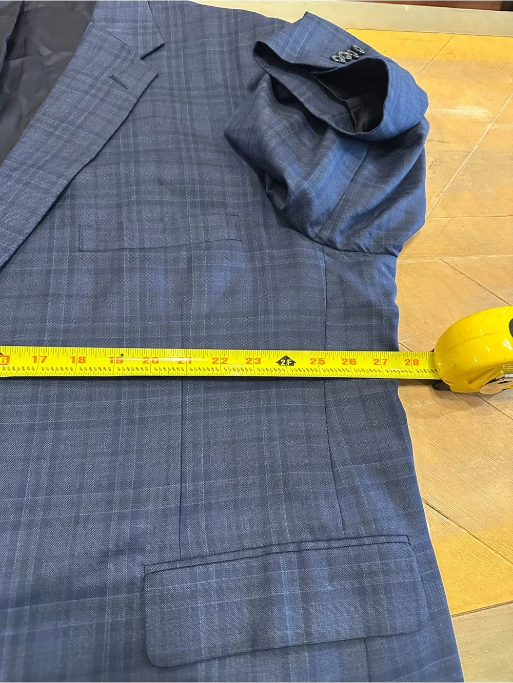 Vintage H. Freeman & Son custom-tailored navy blue windowpane sport coat